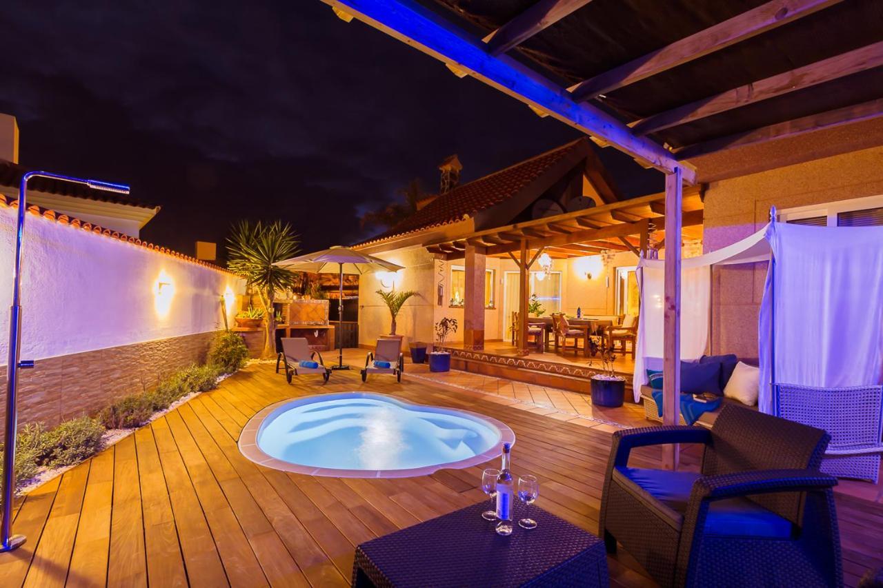 Villa Hibiscus Centrum Corralejo Beach Private Pool Family Exterior foto